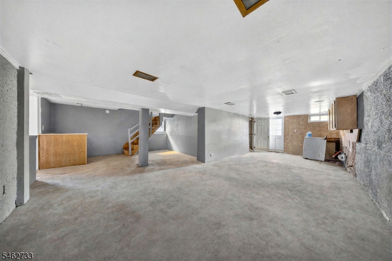 65 Revere Ave Property Photo 25
