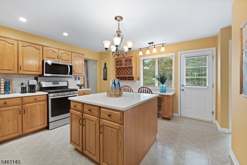 3 Wythe Cir Property Photo 18