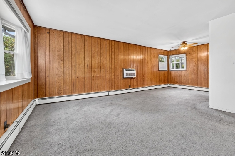 28 Harry Rd Property Photo 9