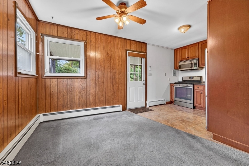 28 Harry Rd Property Photo 10