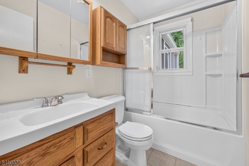 28 Harry Rd Property Photo 20