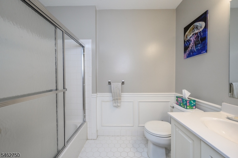 60 Waugh Ct Property Photo 11