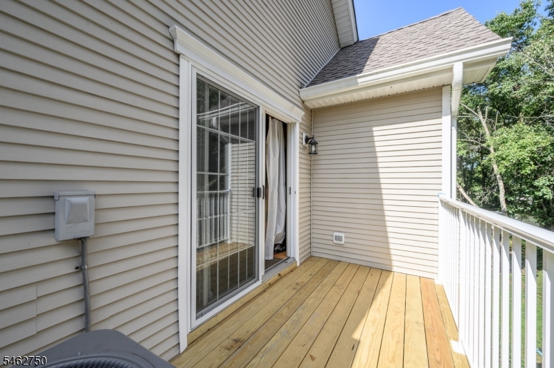 60 Waugh Ct Property Photo 19