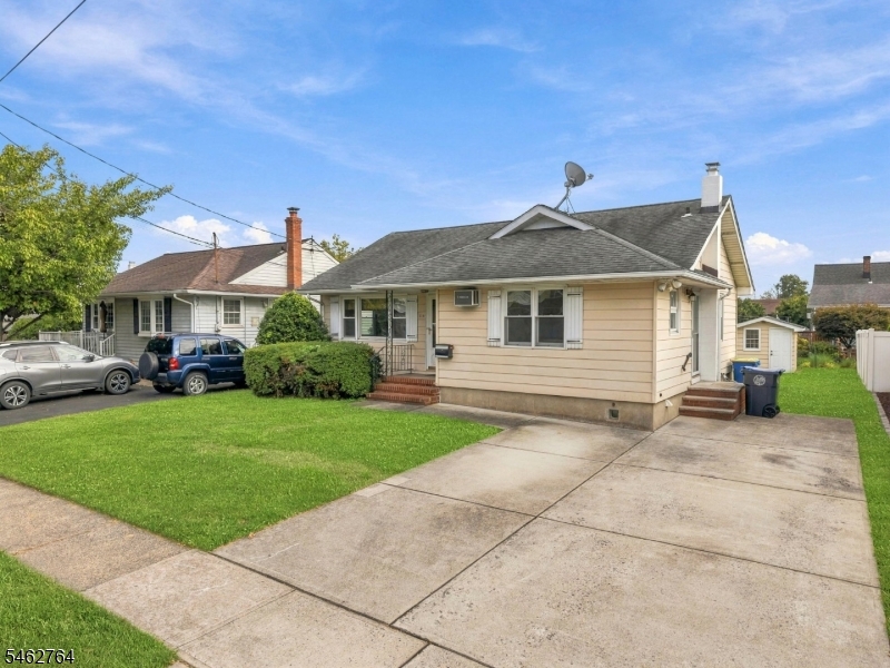 510 Verona Pl Property Photo 4