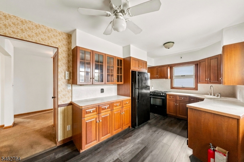 510 Verona Pl Property Photo 10