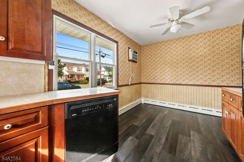 510 Verona Pl Property Photo 12