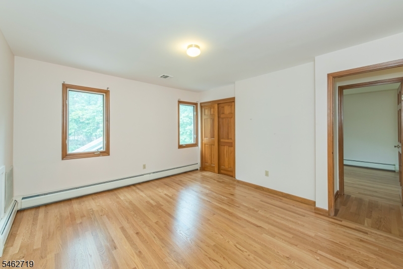34 Silver Spring Ct Property Photo 32