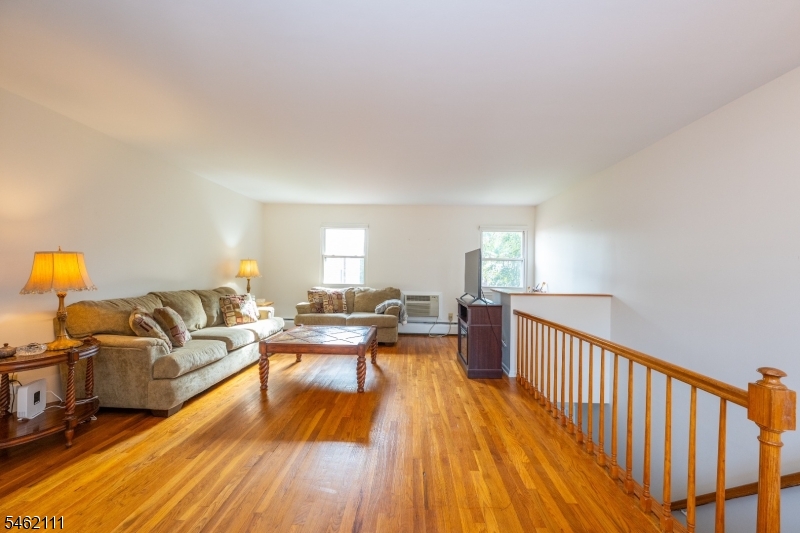 79 Roseland Ave 74 Property Photo 8