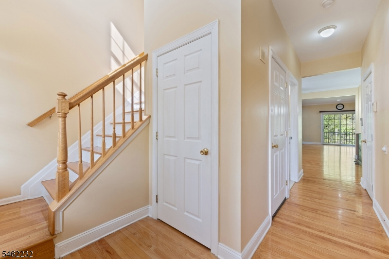 167 Raymound Blvd Property Photo 8