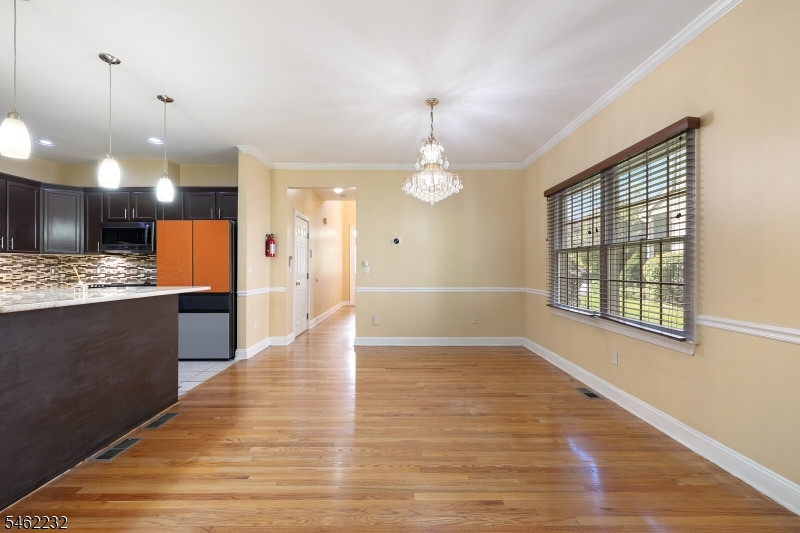 167 Raymound Blvd Property Photo 12