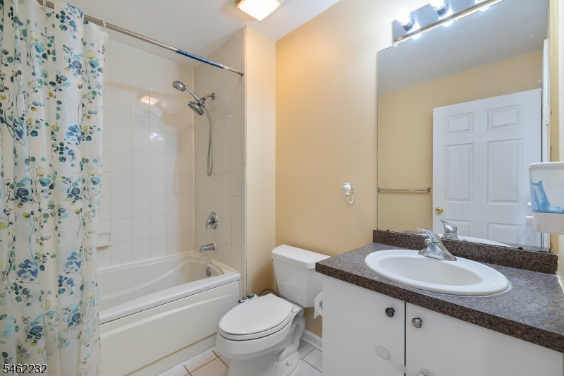 167 Raymound Blvd Property Photo 28