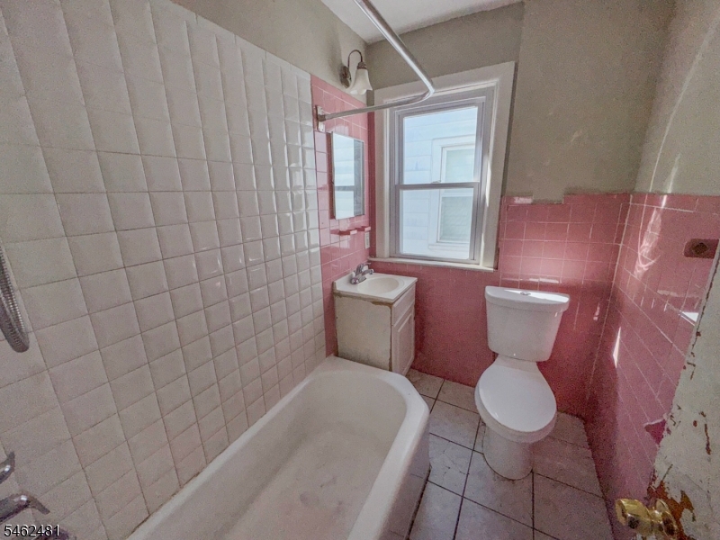 12 Maolis Ave Property Photo 13