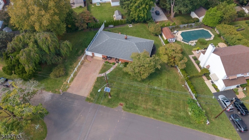 704 3rd St Property Photo 41