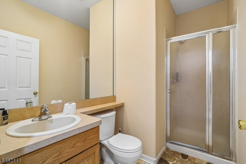 25 Elizabeth Ave Property Photo 20