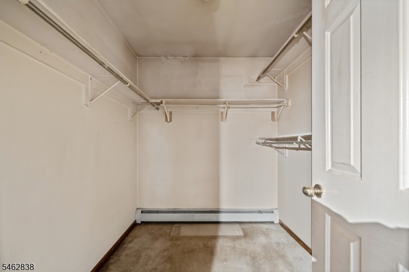 140 Allwood Rd E Property Photo 15
