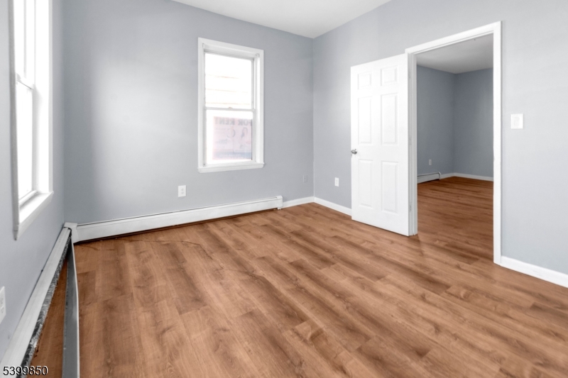 95 1st St 2 Property Photo 3