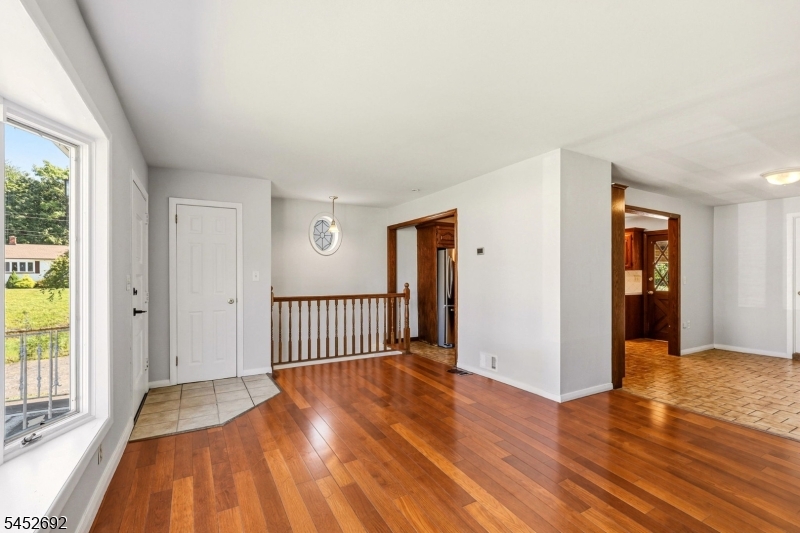 25 Corsi Rd Property Photo 5