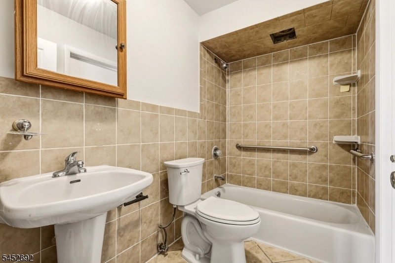 25 Corsi Rd Property Photo 17
