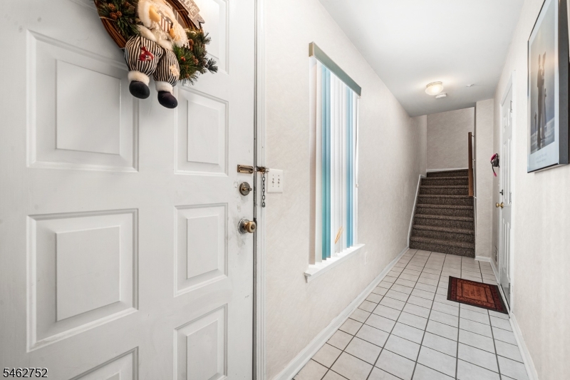 3401 Scenic Ct Property Photo 4