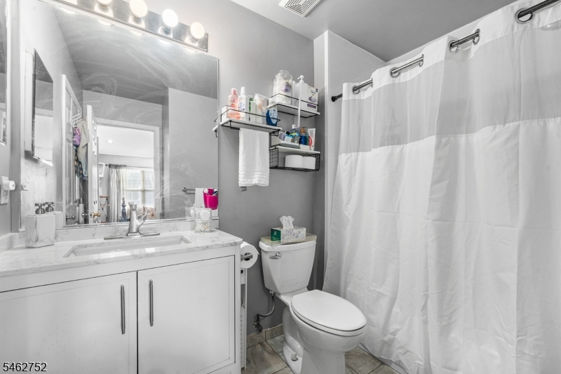 3401 Scenic Ct Property Photo 19