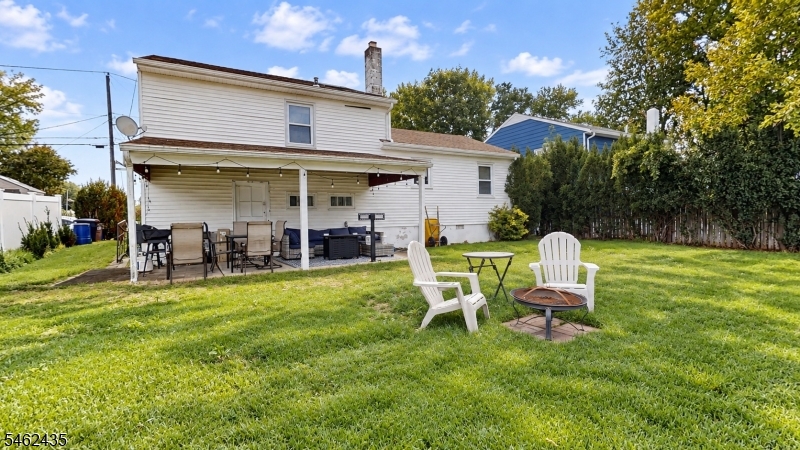 30 Pembrook Dr Property Photo 3