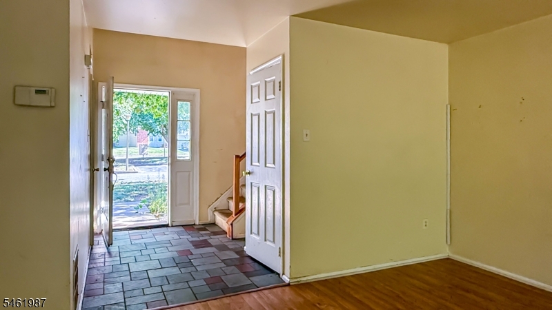 90 Stonehedge Ct Property Photo 13