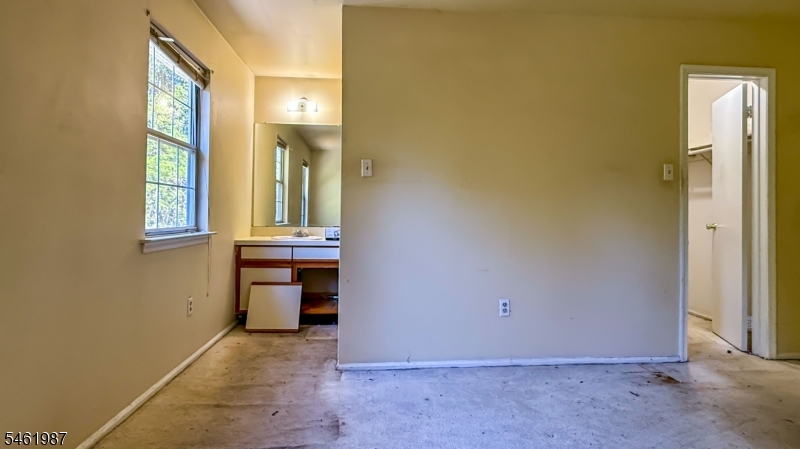 90 Stonehedge Ct Property Photo 18