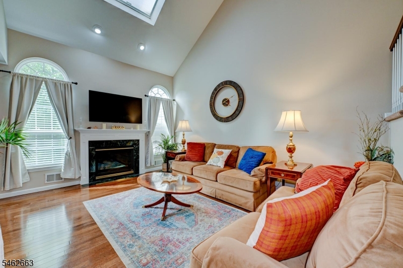 275 Morning Glory Ct Property Photo 10