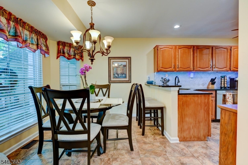275 Morning Glory Ct Property Photo 11