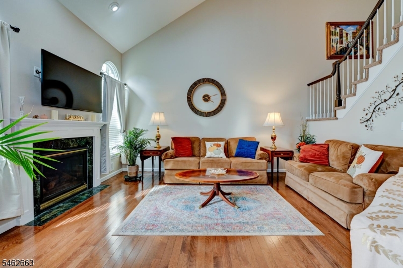 275 Morning Glory Ct Property Photo 12