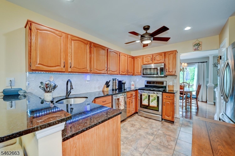 275 Morning Glory Ct Property Photo 15