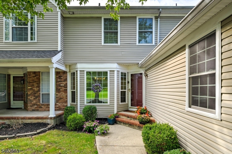 275 Morning Glory Ct Property Photo 33
