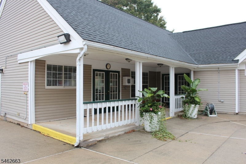 275 Morning Glory Ct Property Photo 37