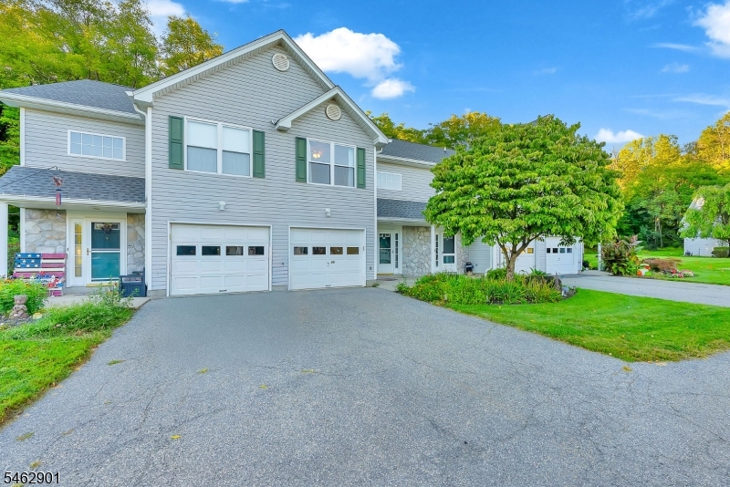 26 Beechmont Ter Property Photo 1