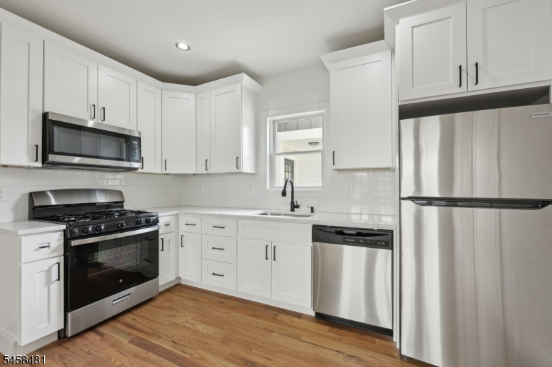 135 Forest St 2r 2r Property Photo 6