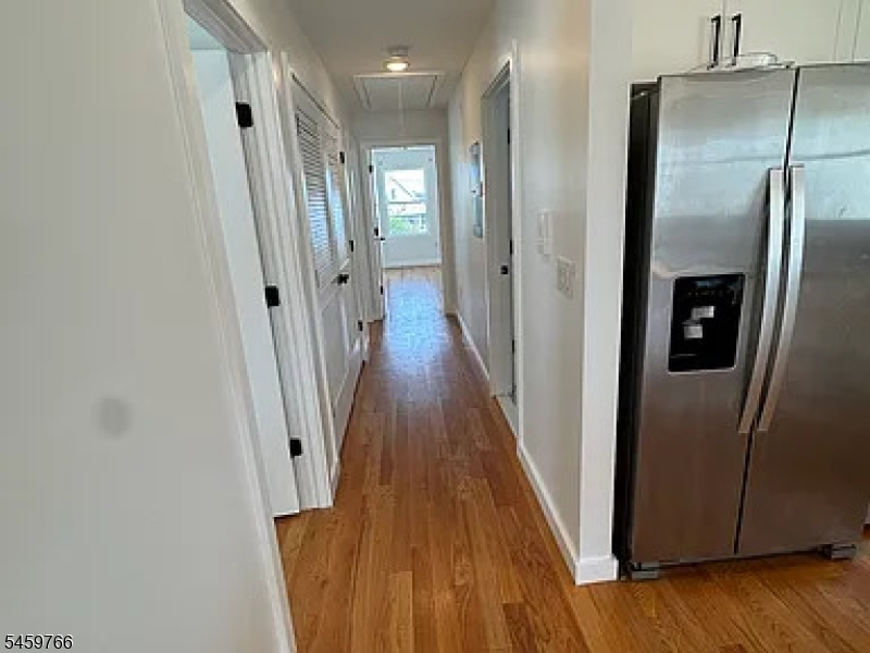753 Seaport Dr 2 Property Photo 4