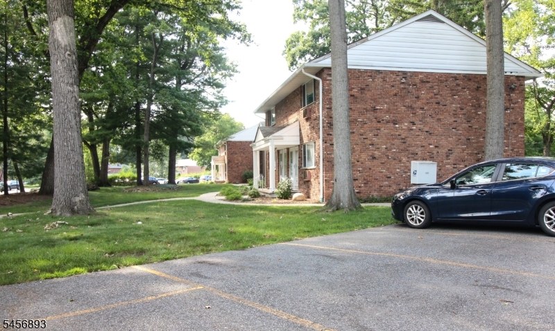 216 Washington Dr 216 Property Photo 11