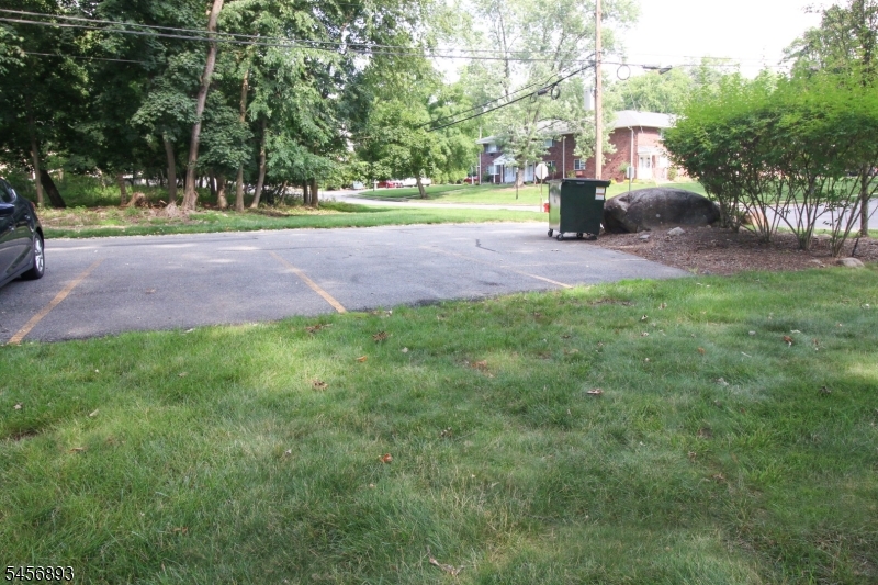 216 Washington Dr 216 Property Photo 12