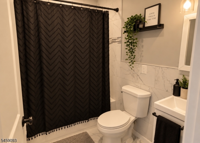 146 Poplar St Property Photo 8