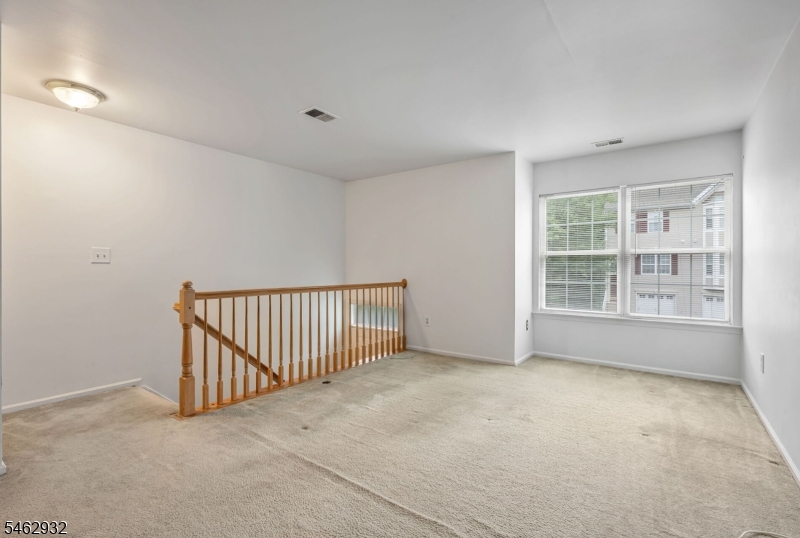 1140 Stafford St Property Photo 3