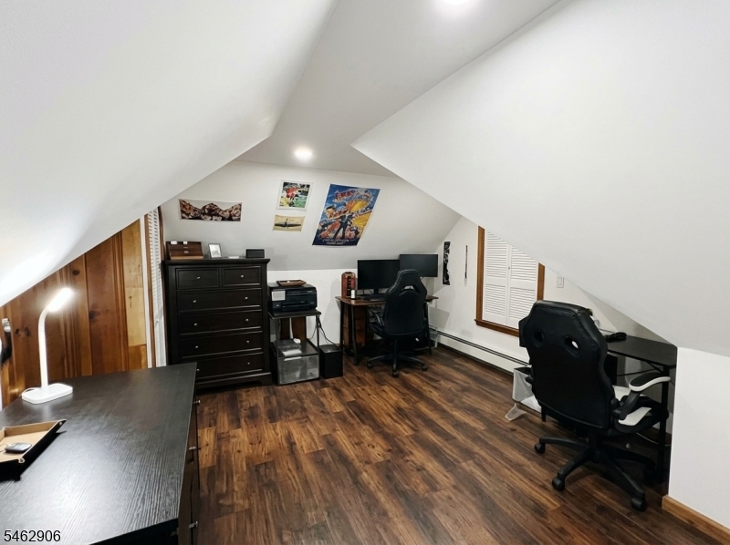 435 Washington St Property Photo 11