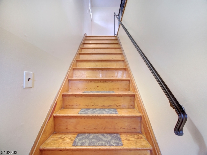46 Hobson St 2 Property Photo 2