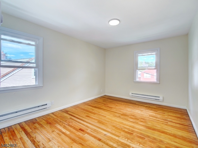 46 Hobson St 2 Property Photo 8