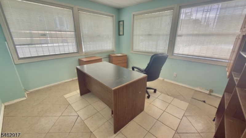 294 Broadway Property Photo 5