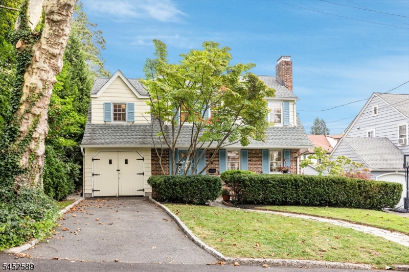 9 Garthwaite Ter Property Photo 1