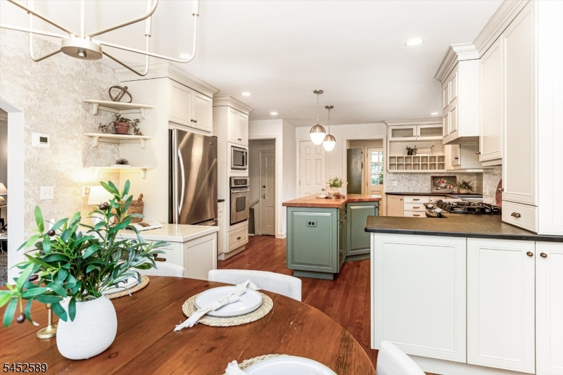 9 Garthwaite Ter Property Photo 13