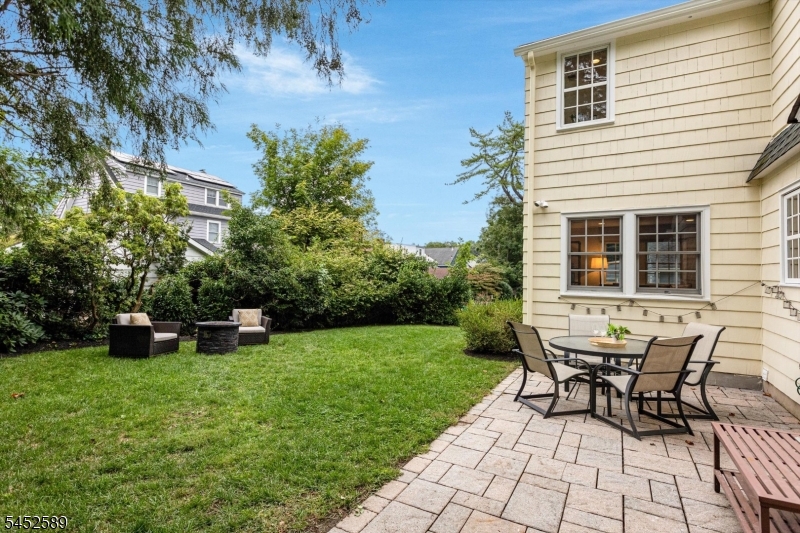 9 Garthwaite Ter Property Photo 38