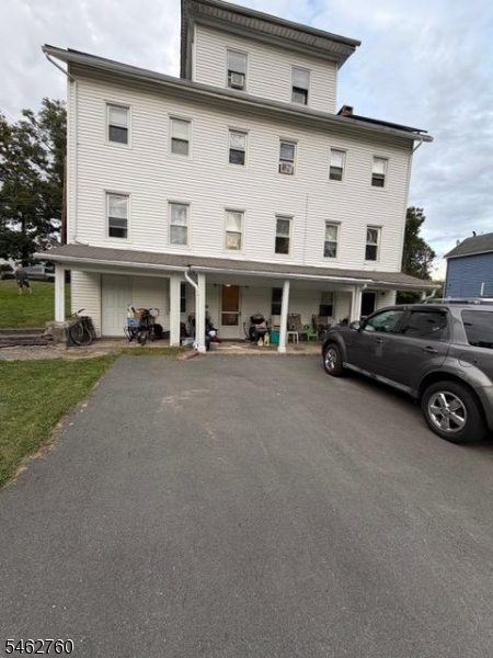 8 Barrett Ave 10a Property Photo 2
