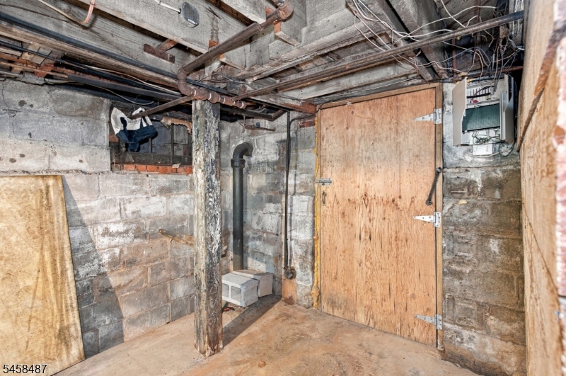 452 North Ave Property Photo 43