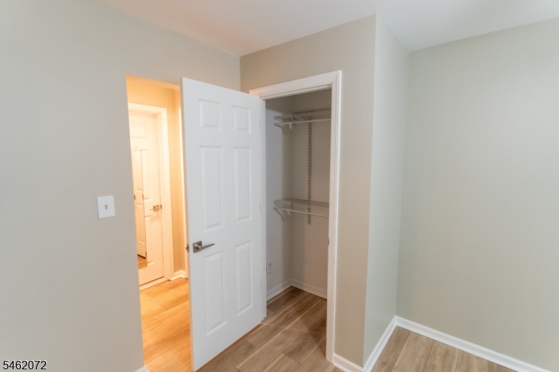 207 Cambridge Ct Property Photo 16